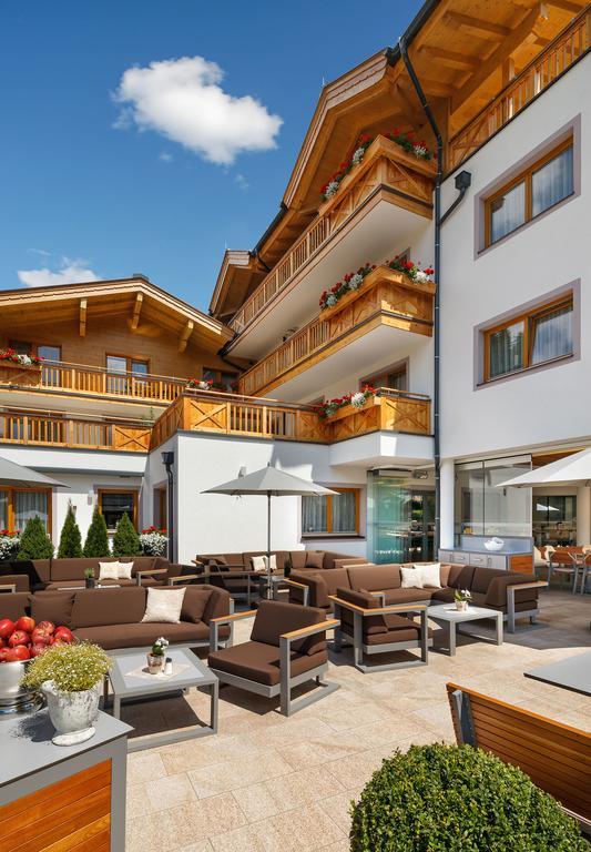 Hotel Am Reiterkogel Saalbach-Hinterglemm Ngoại thất bức ảnh