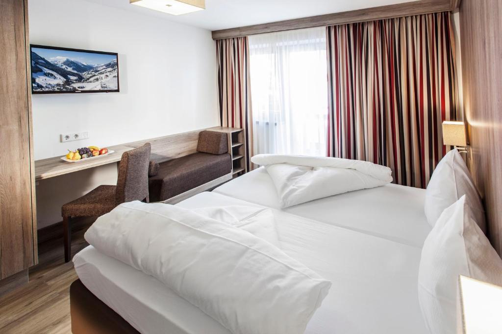 Hotel Am Reiterkogel Saalbach-Hinterglemm Phòng bức ảnh