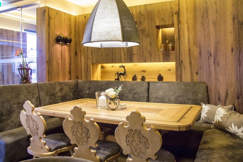 Hotel Am Reiterkogel Saalbach-Hinterglemm Ngoại thất bức ảnh